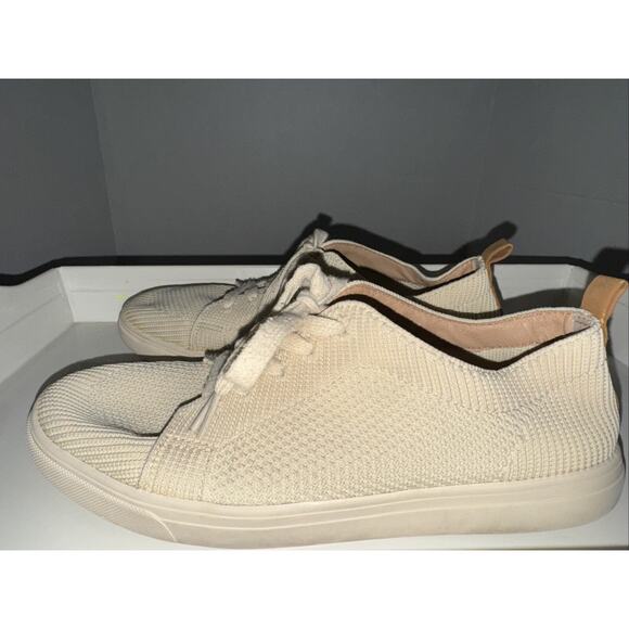 Lucky Brand Laddix Beige/ Cream Sneaker Size 9 M Ladies Round Toe Shoe - Picture 4 of 8